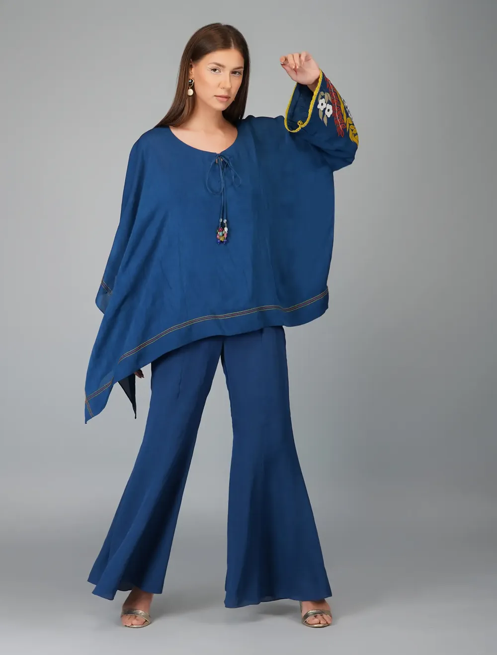 SEQUIN FLOWER EGYPTIAN BLUE KURTA SET