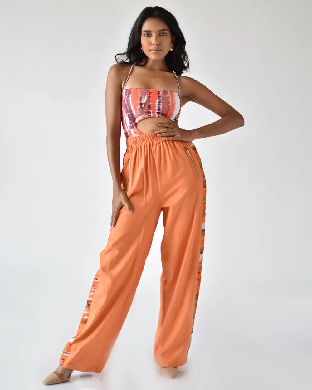 NOVOMI OR PANT