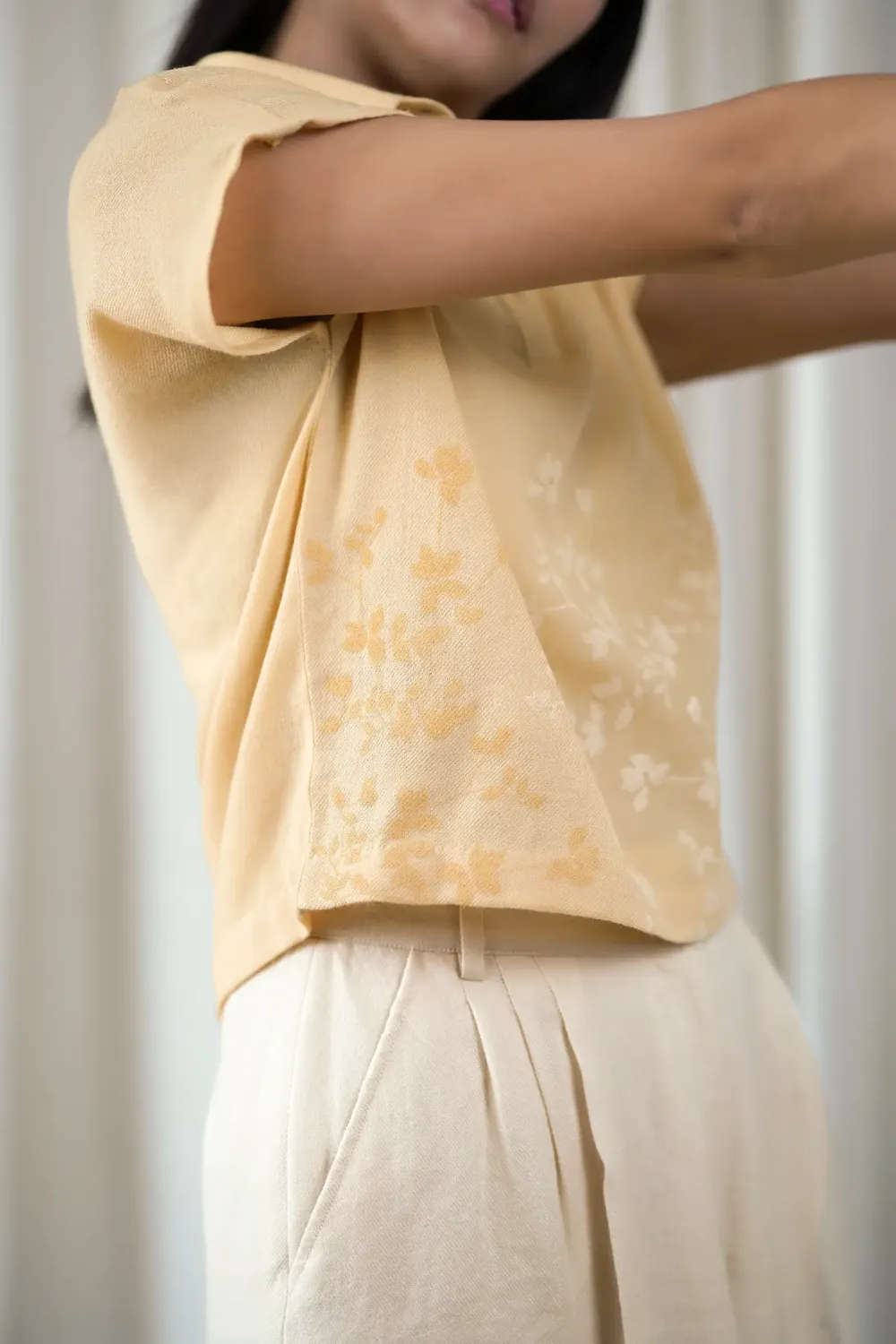 woollen yellow top