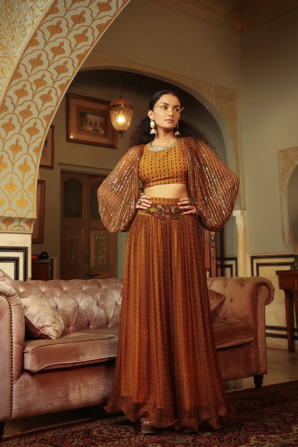 Dilruba trevron dhaani  balloon sleeve crop top with broad belt skirt